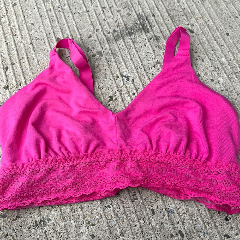 MeUndies Hot Pink Bralette. Size M